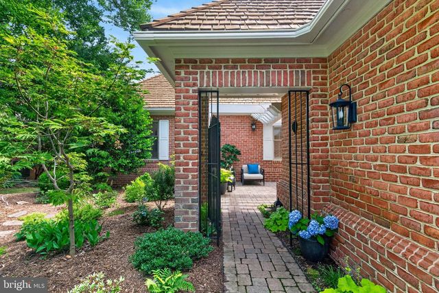1010 S RIVER LANDING RD, Edgewater, MD 21037
