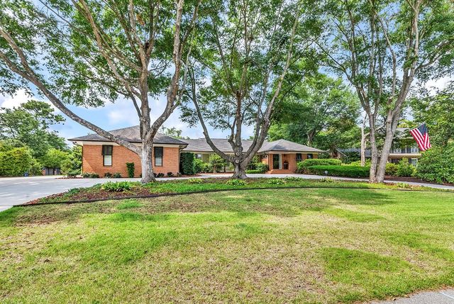 406 Dunes Dr., Myrtle Beach, SC 29572