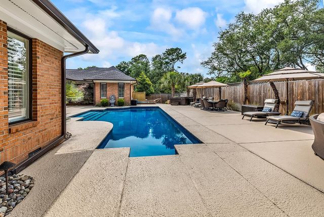 406 Dunes Dr., Myrtle Beach, SC 29572