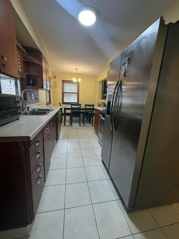 1125 E Wisconsin STREET, Delavan, WI 53115