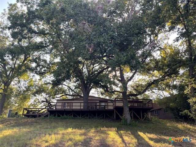 653 Scarborough, Canyon Lake, TX 78133