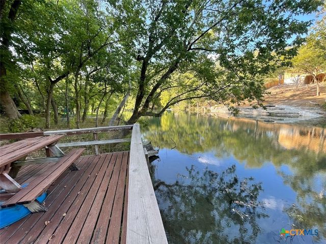 653 Scarborough, Canyon Lake, TX 78133