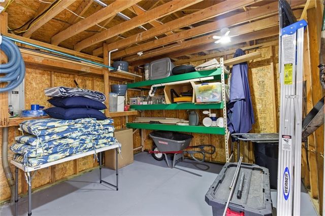 134 Beach Drive, Lake Tapawingo, MO 64015