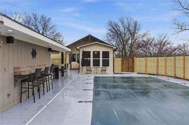 134 Beach Drive, Lake Tapawingo, MO 64015