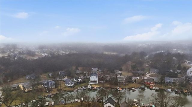 134 Beach Drive, Lake Tapawingo, MO 64015