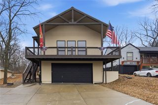 134 Beach Drive, Lake Tapawingo, MO 64015