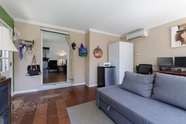 675 Fisher Road, Grosse Pointe, MI 48230