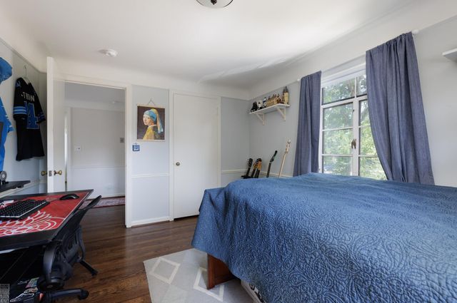 675 Fisher Road, Grosse Pointe, MI 48230