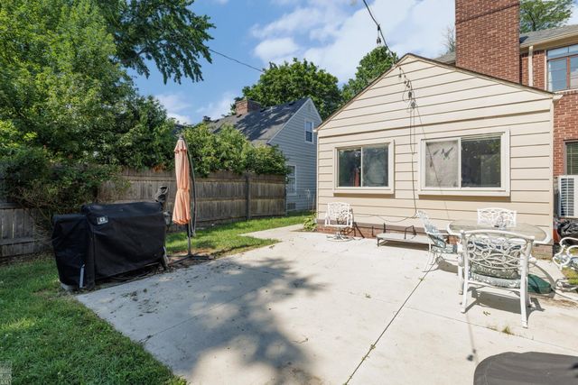675 Fisher Road, Grosse Pointe, MI 48230