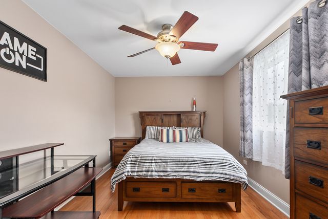 11112 E Cove Circle 3-2D, Palos Hills, IL 60465