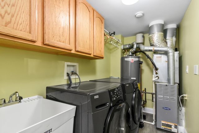 11112 E Cove Circle 3-2D, Palos Hills, IL 60465