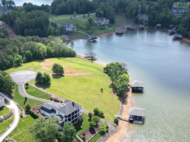 00 IVY LN, Union Hall, VA 24176