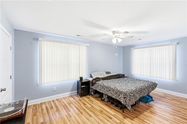 9 Gray Coach Lane 911, Cranston, RI 02921