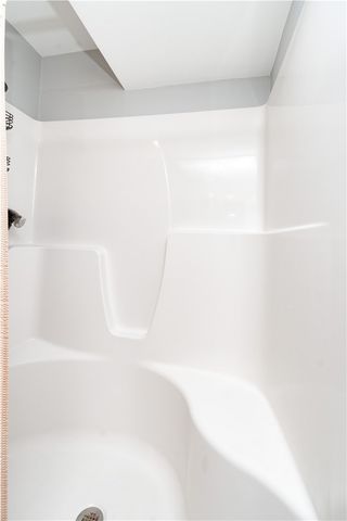 9 Gray Coach Lane 911, Cranston, RI 02921