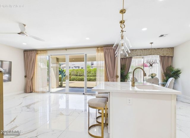 7446 W TUMBLEWOOD Drive, Peoria, AZ 85382
