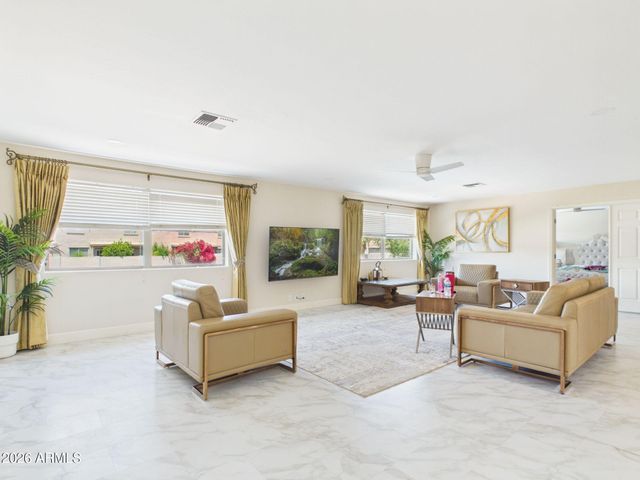 7446 W TUMBLEWOOD Drive, Peoria, AZ 85382