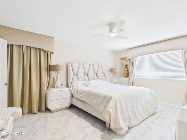 7446 W TUMBLEWOOD Drive, Peoria, AZ 85382