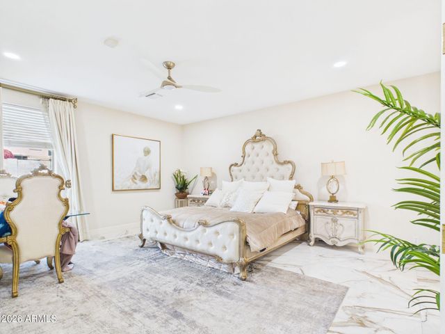 7446 W TUMBLEWOOD Drive, Peoria, AZ 85382