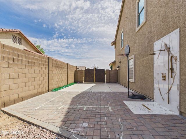 7446 W TUMBLEWOOD Drive, Peoria, AZ 85382