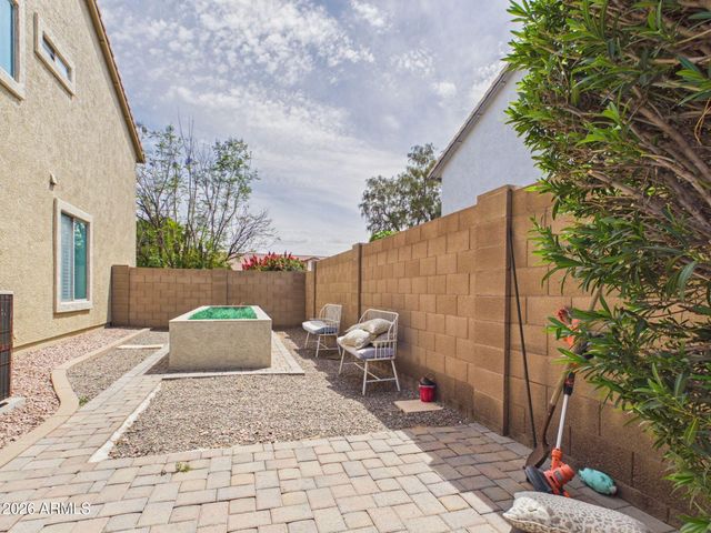 7446 W TUMBLEWOOD Drive, Peoria, AZ 85382