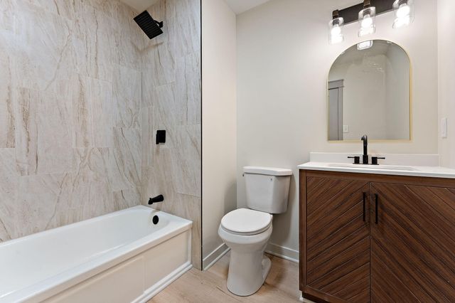 2403 Thomas Road, Valparaiso, IN 46383