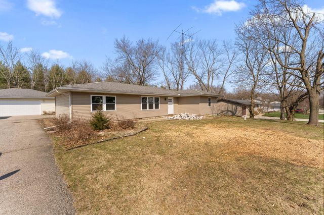2403 Thomas Road, Valparaiso, IN 46383