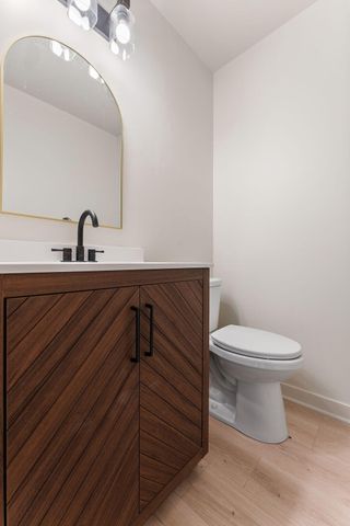 2403 Thomas Road, Valparaiso, IN 46383