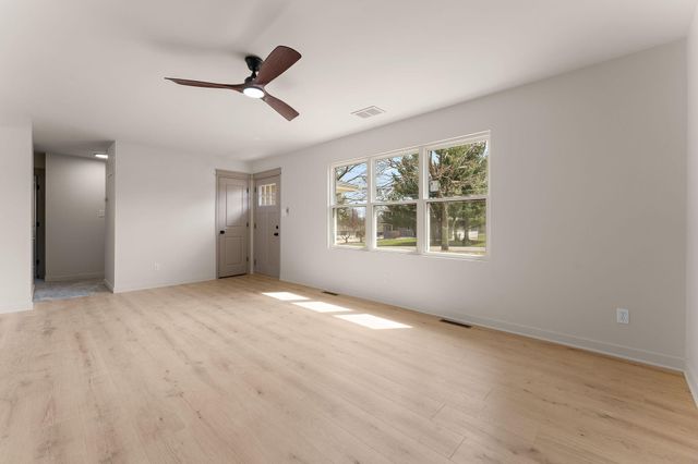 2403 Thomas Road, Valparaiso, IN 46383