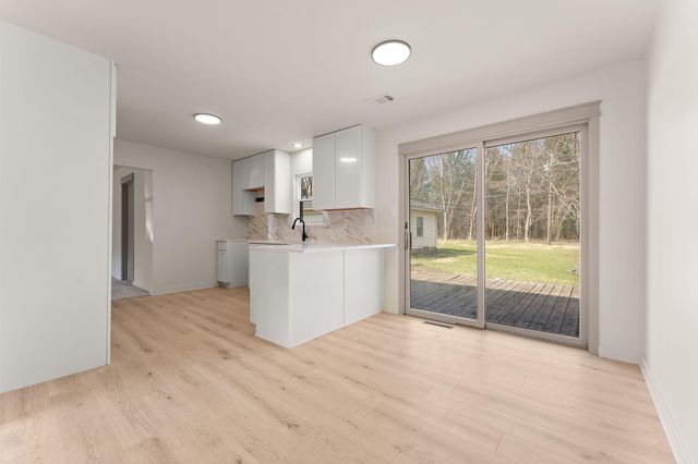 2403 Thomas Road, Valparaiso, IN 46383