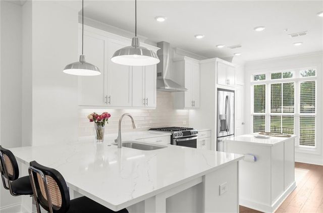 223 Downing Dr, Alpharetta, GA 30022