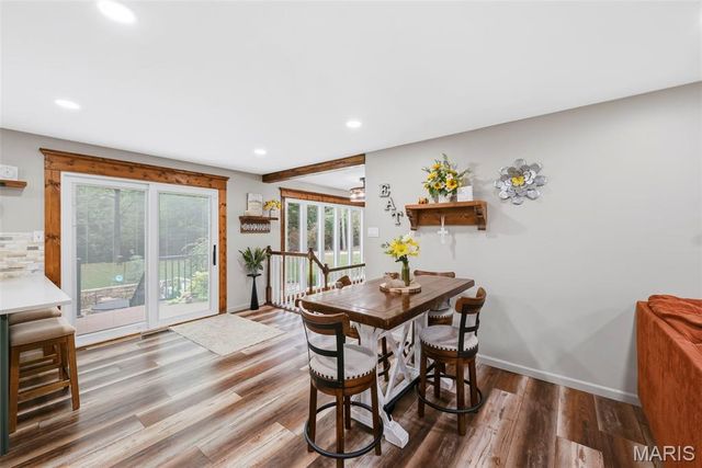1392 N Henke Road, Lake St Louis, MO 63367