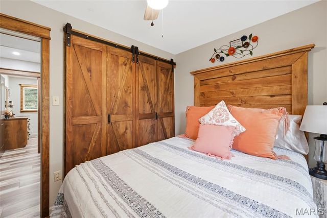 1392 N Henke Road, Lake St Louis, MO 63367