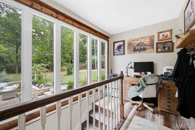 1392 N Henke Road, Lake St Louis, MO 63367