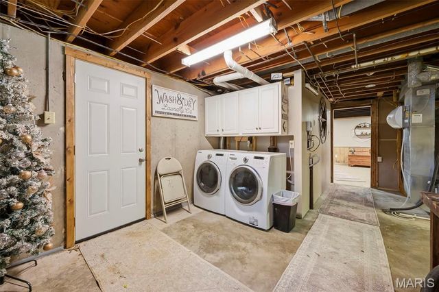 1392 N Henke Road, Lake St Louis, MO 63367