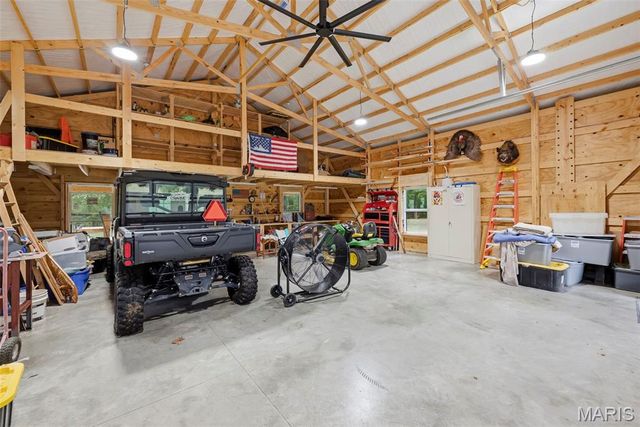 1392 N Henke Road, Lake St Louis, MO 63367