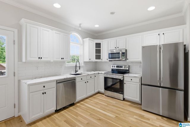 106 ORCHARD LANE, Helena, AL 35080
