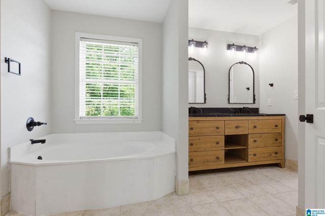 106 ORCHARD LANE, Helena, AL 35080