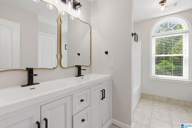 106 ORCHARD LANE, Helena, AL 35080