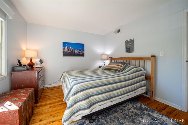 2429 Cranden Drive, Grand Rapids, MI 49506