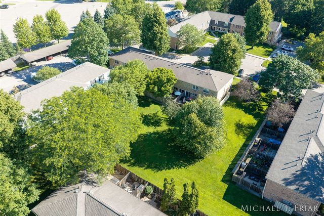 2429 Cranden Drive, Grand Rapids, MI 49506