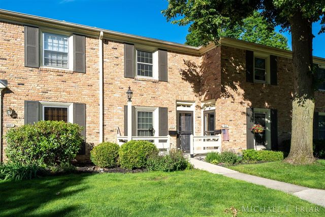 2429 Cranden Drive, Grand Rapids, MI 49506