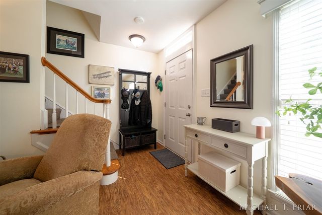 2429 Cranden Drive, Grand Rapids, MI 49506