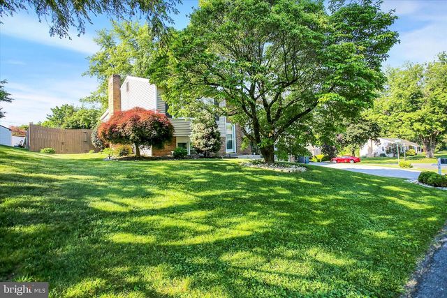 428 PARK HILLS DRIVE, Mechanicsburg, PA 17055