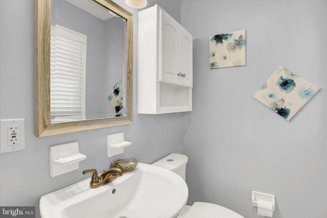 428 PARK HILLS DRIVE, Mechanicsburg, PA 17055