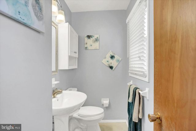 428 PARK HILLS DRIVE, Mechanicsburg, PA 17055