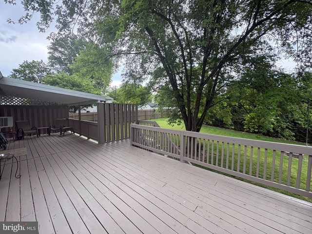 428 PARK HILLS DRIVE, Mechanicsburg, PA 17055