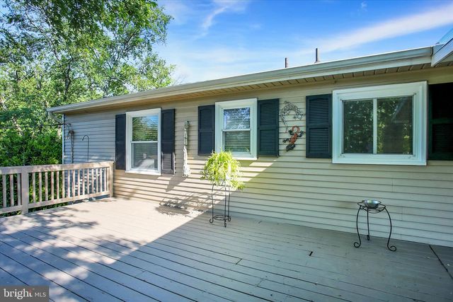 428 PARK HILLS DRIVE, Mechanicsburg, PA 17055