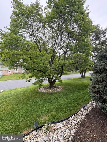 428 PARK HILLS DRIVE, Mechanicsburg, PA 17055