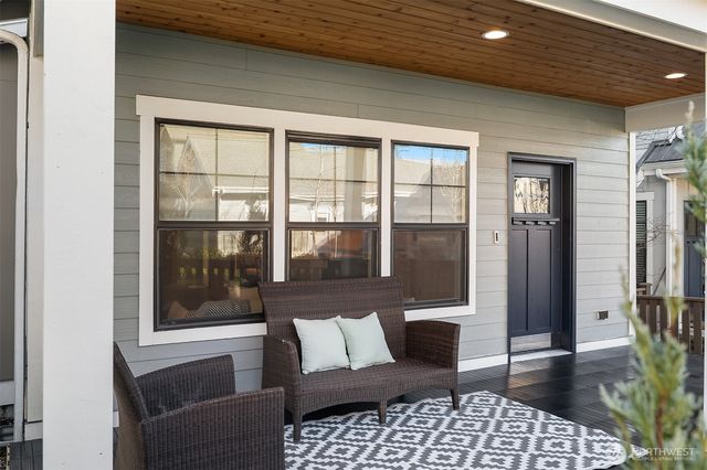 22785 SE 14th Court, Sammamish, WA 98075