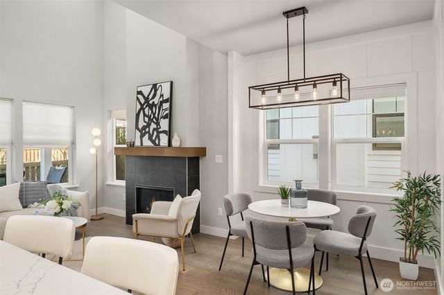 22785 SE 14th Court, Sammamish, WA 98075